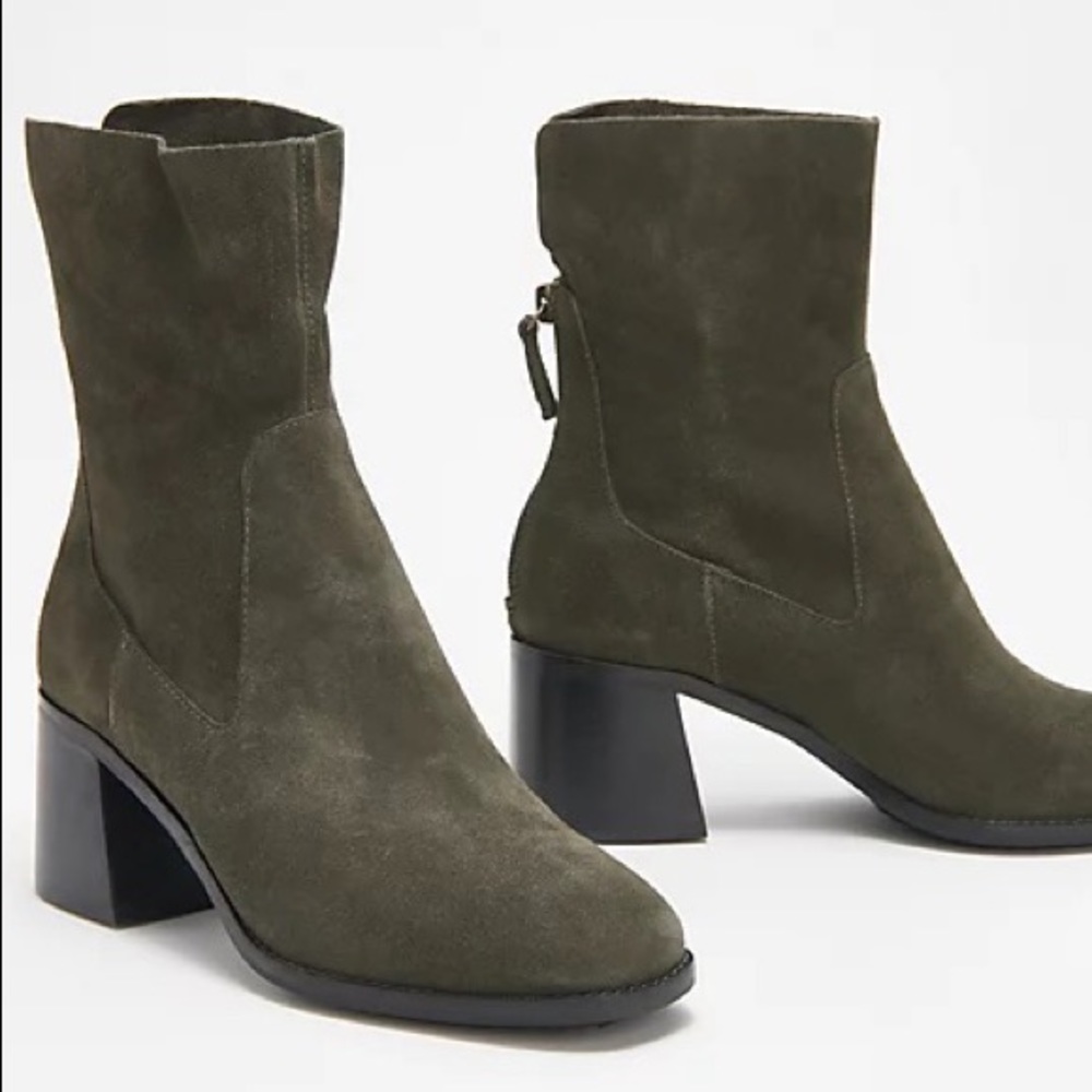 KELSI DAGGER BROOKLYN Island Suede Boots